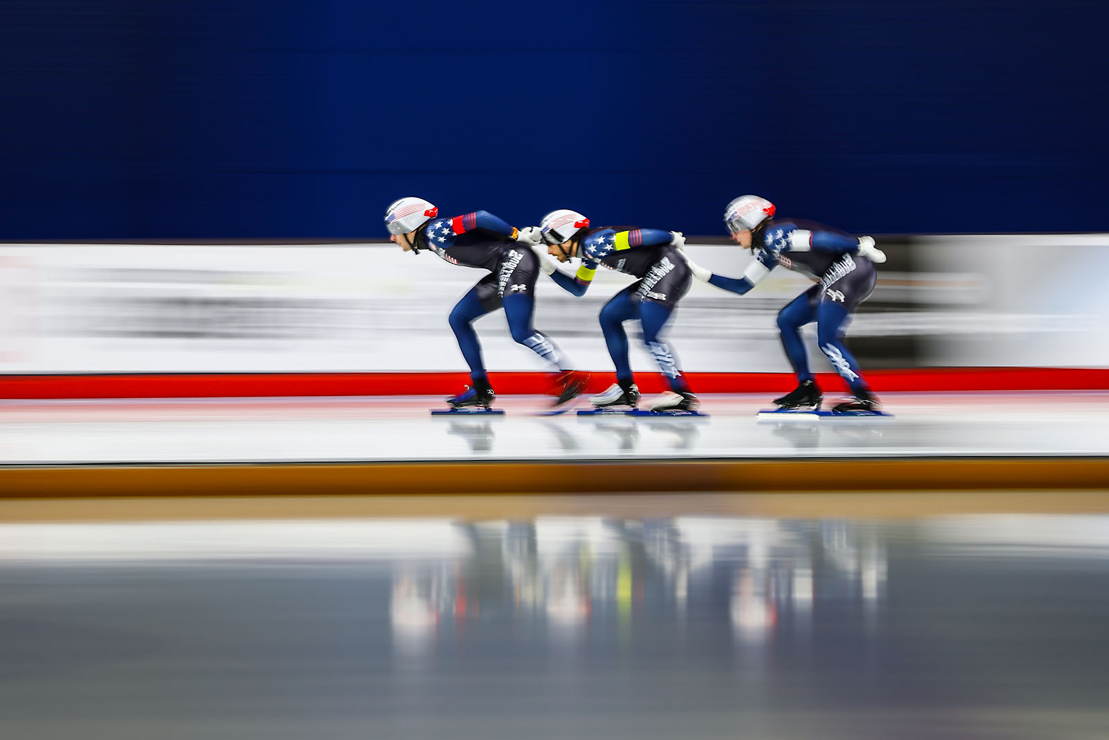 ISU Speedskating World Cup calgary sports photographer sergei belski photo