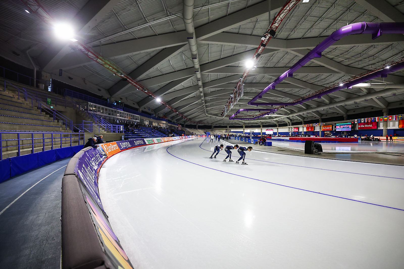ISU Speedskating World Cup calgary sports photographer sergei belski photo