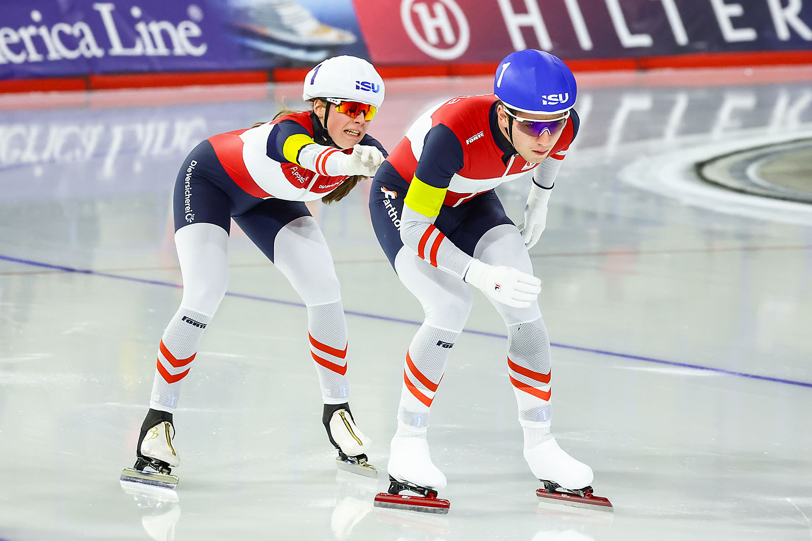 ISU Speedskating World Cup calgary sports photographer sergei belski photo