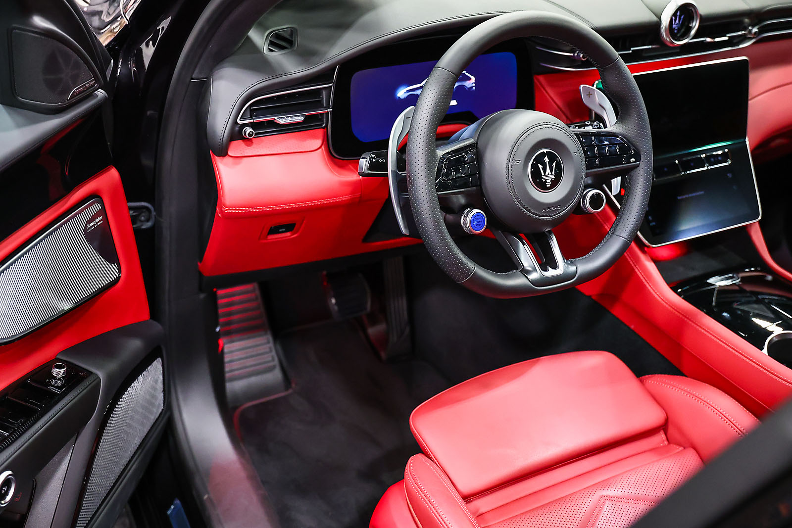 calgary international auto and truck show sergei belski photo