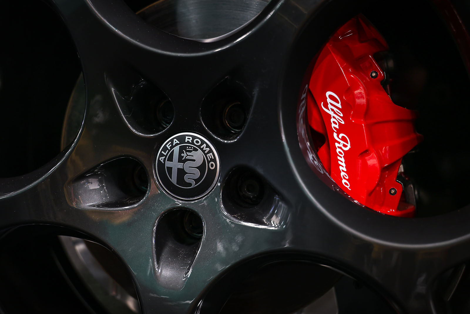 calgary international auto and truck show sergei belski photo